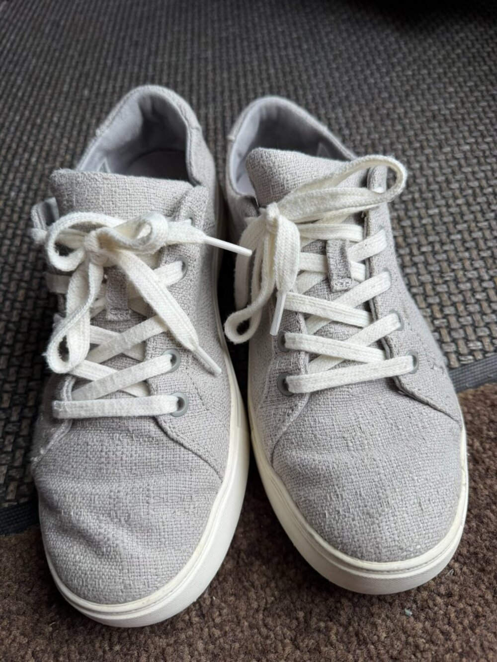 TOMS Canvas Sneaker Gray size 7.5
